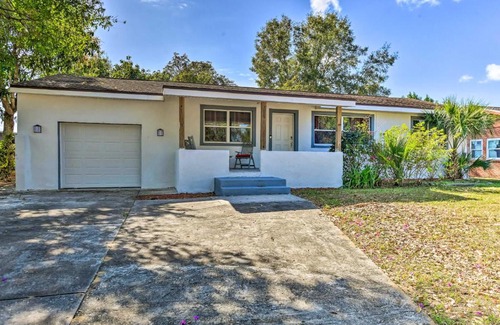 Florida South Atlantic Coast House | Inviting Pet-Friendly Retreat in Avon Park - Guest Rated 10/10