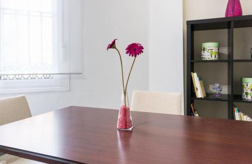 El Molinillo Apartment | Cozy Ground Floor Retreat in the Heart of the City