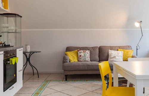 Vittorio Emanuele Apartment | Bright Rooftop Retreat by Napoliapartments: Rated 9/10