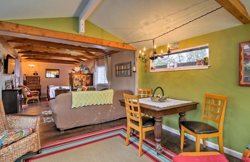 Snohomish Apartment | Sunny Snohomish Studio Near Centennial Trail Awaits You!