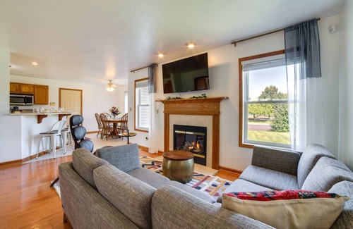 South Bend House | Bright South Bend Retreat - 9.4/10 Guest Rated, Pet Friendly