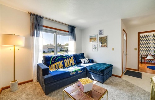 South Bend House | Inviting South Bend Home Near Notre Dame & Family Friendly