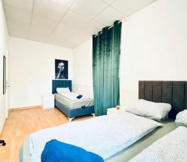 Liesing Apartment | Bright & Spacious 3BR Apt with Direct City Access