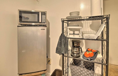 Turners House | Inviting Springfield Home: Steps from Nature Center!