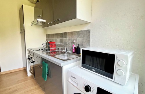 Angouleme Apartment | Convenient Studio Just 10 Minutes from Downtown