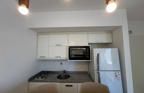 Villa Crespo Apartment | Bright studio apartment with balcony in Palermo