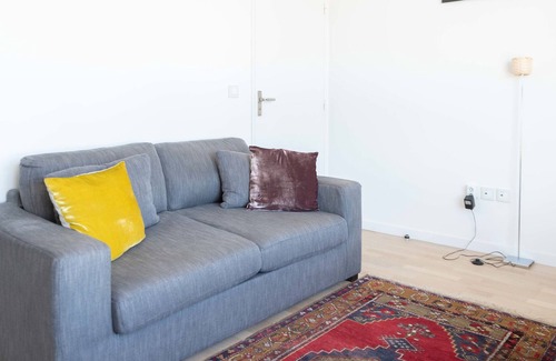Porte de la Chapelle Apartment | Cozy Studio with Scenic Views of Sacré Coeur