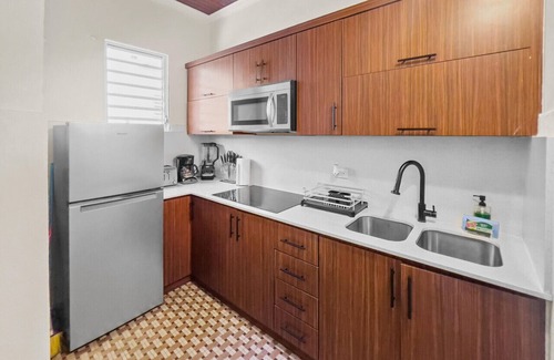 Santurce Villa | Stylish Oceanfront Apartment @ Calle Loiza - Steps to Beach