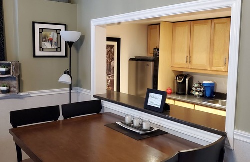 Bedford Apartment | Bright B&B with Kitchen and Breakfast by Bedford Basin