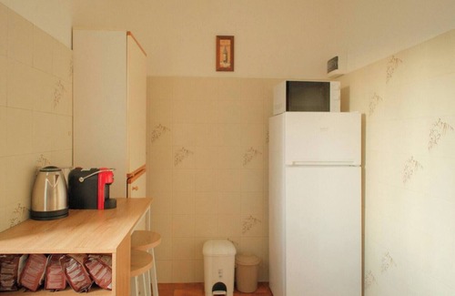 Dervio Apartment | 🏡 Bright Three Bedroom Apartment with Mountain View - Perfect for Families 🌿