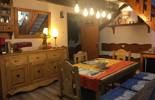 Barcelonnette Apartment | Bright City Center Apartment for 6 with Lake View