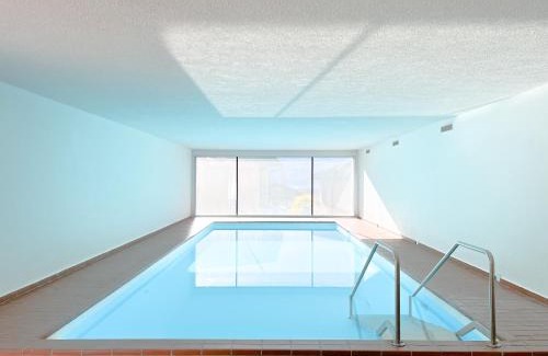 Muralto Apartment | Cozy Studio with Pool Access & Ocean Views - Pet Friendly