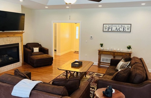 Bolton Landing House | Serene Bolton Retreat - Pool & Kitchen Near Lake George!