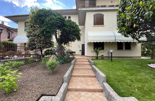Colombare Apartment | Inviting Two-Room Apartment JOLLY with Balcony & Spa