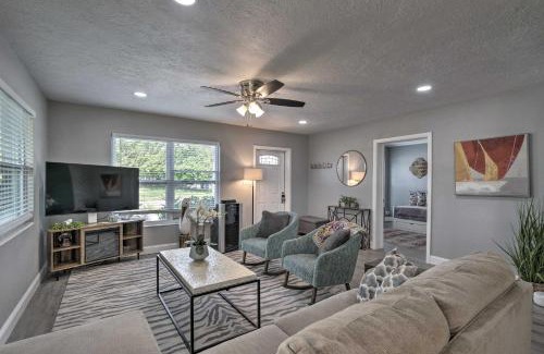 Venice House | Bright Venice Getaway: Pet-Friendly Oasis Near Downtown