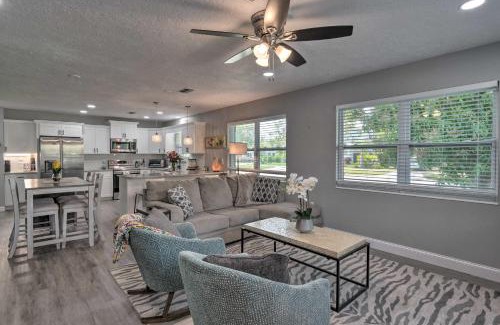 Venice House | Bright Venice Getaway: Pet-Friendly Oasis Near Downtown