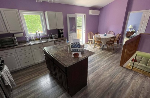 Dieppe House | Bright Retreat with Huge Backyard, 5min to Parks & More!