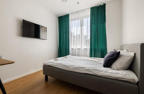 Kadriorg Apartment | Bright Residences in Tallinn Center - Family-Friendly Stays