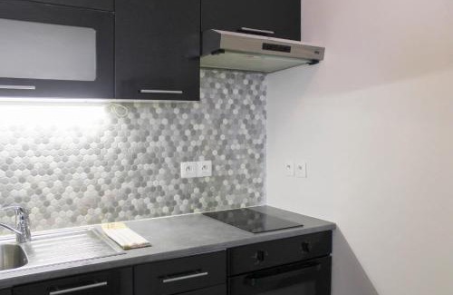 Bagnolet Apartment | Bright Family Apartment with Child-Friendly Amenities