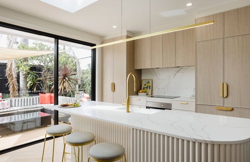 Brighton House | Brighton Coastal Hideaway with Free Parking