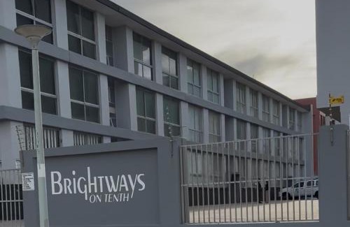 Pollok Beach Apartment | Child-Friendly Retreat at 20 Brightways Air B&B
