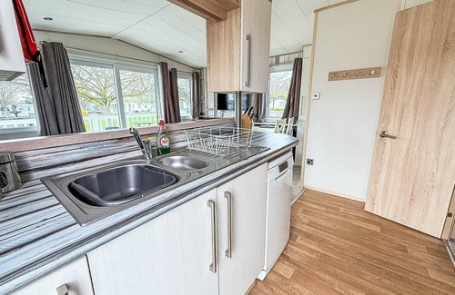 Hopton on Sea House | Enjoy a Family-Friendly Caravan at Haven Hopton, Norfolk