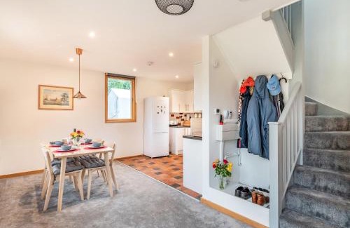 Fairseat House | Top-Rated Brindleshaw Barn: Pet & Child Friendly Retreat