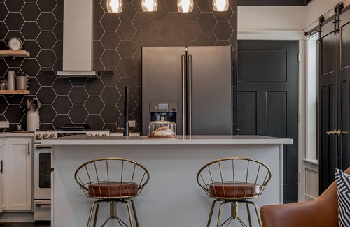 Benton County House | Perfect Retreat for Coffee & Pet Enthusiasts!
