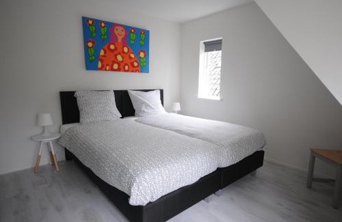 Diever House | Experience Brink 3 Diever: Oceanfront Retreat with High Ratings
