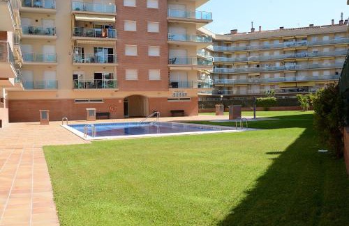 Santa Susanna Apartment | Brisa Beach: Family-Friendly Escape with Oceanfront Views