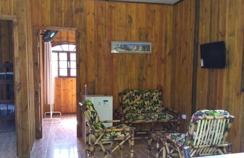 Morretes Hotel | Discover Pousada Serra Verde: 10/10 Rated with Pool & Breakfast