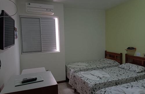 Itaobim Hotel | Cozy Brisa Do Vale Pousada: Family-Friendly with Breakfast