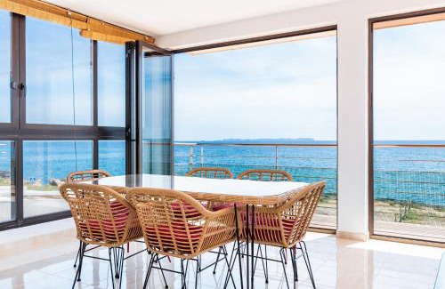 Sa Rapita Apartment | Oceanfront Brisas Vista Mar: Rated 9.3/10 by Guests