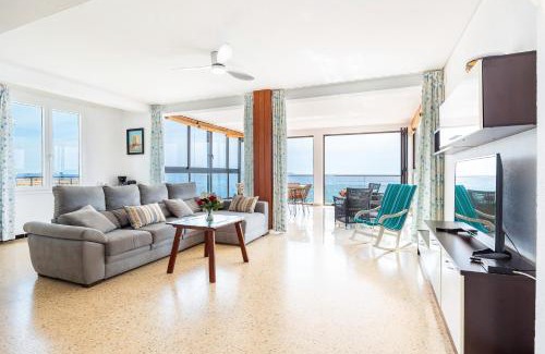 Sa Rapita Apartment | Oceanfront Brisas Vista Mar: Rated 9.3/10 by Guests