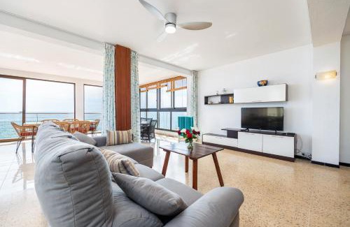 Sa Rapita Apartment | Oceanfront Brisas Vista Mar: Rated 9.3/10 by Guests
