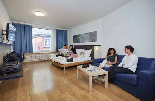 Center Hotel | Experience Comfort at Bristol Hotel with Spa & Dining Options
