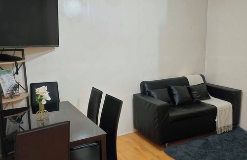 Sasa Condo | Bristol Place