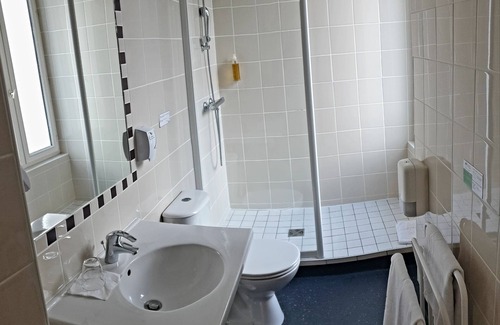 Gueret Hotel | Relaxing Stay at Brit Hotel Confort Auclair Gueret with Spa