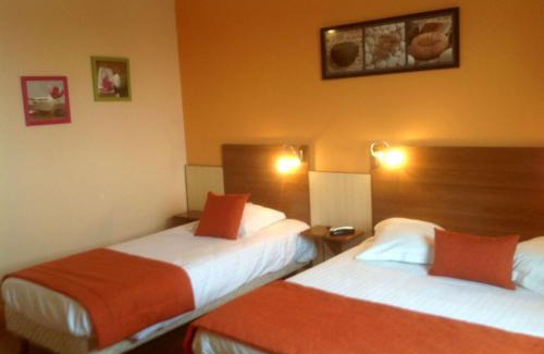 Varennes-Vauzelles Hotel | Discover Brit Hotel Magdalena: Family-Friendly & Pet Welcoming