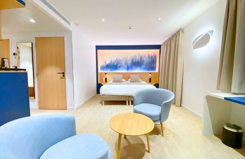 Lecousse Hotel | Relax at Brit Hotel Piscine & Spa - Fougères, Rated 9.2/10