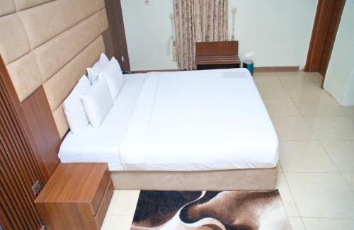 Abuja Hotel | Brix Royale Suites