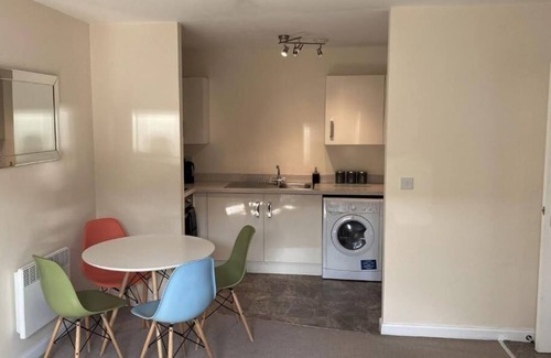 Wolverhampton Apartment | Broad Gauge Apartments: Pet-Friendly Retreat with Breakfast