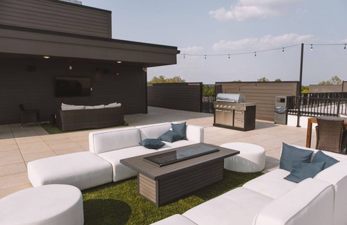 Indianapolis Condo | Broad Ripple 1BR with Free Parking and Scenic Views