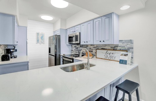 Orange Beach East Condo | Broadmoor 902 by Liquid Life