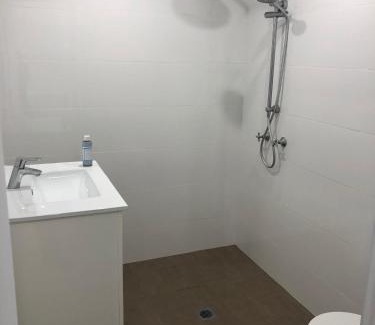 West Wyalong Apartment | Convenient Broadway Apartment with Breakfast & Family-Friendly Amenities