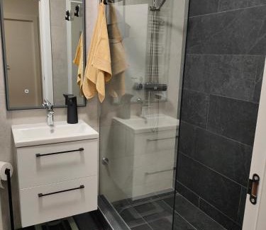 Pozega Apartment | Budget-Friendly Broadway Apartment for Family Getaways