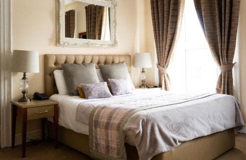 Trim House | Experience Comfort at Brogans Bar & Hotel with Family-Friendly Amenities