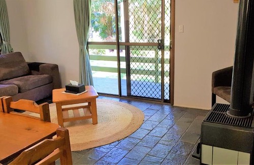 Eungella Resort | Scenic Broken River Mountain Resort with Pool & Breakfast
