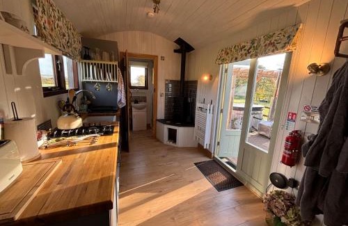 Garthmyl Bed & Breakfast | Bron Hafren: Guest Rated 10/10 with Breakfast & Accessibility