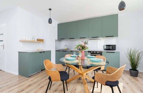 Bronowice Apartment | Cozy 1 Bedroom with Balcony & Family-Friendly Amenities